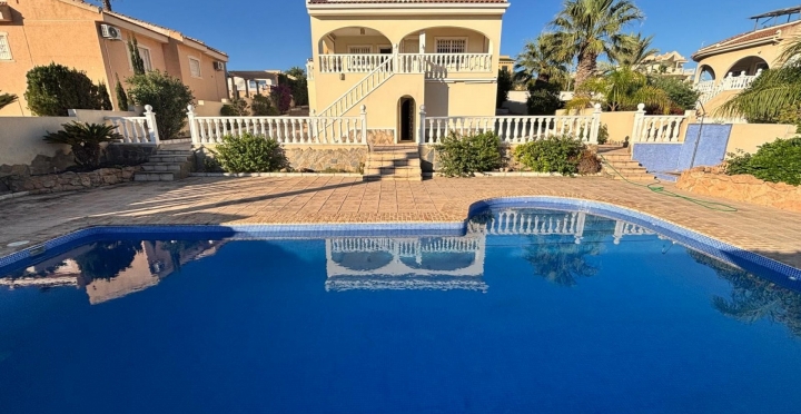 Detached House / Villa -  - Ciudad Quesada - La Fiesta