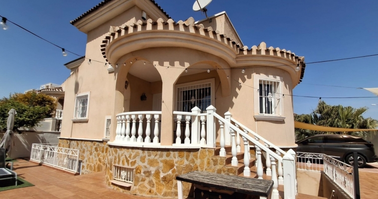  - Villa Detached - Ciudad Quesada  - Dona Pepa