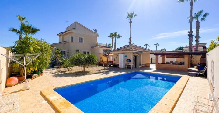 Villa  -  - Ciudad Quesada - Dona Pepa